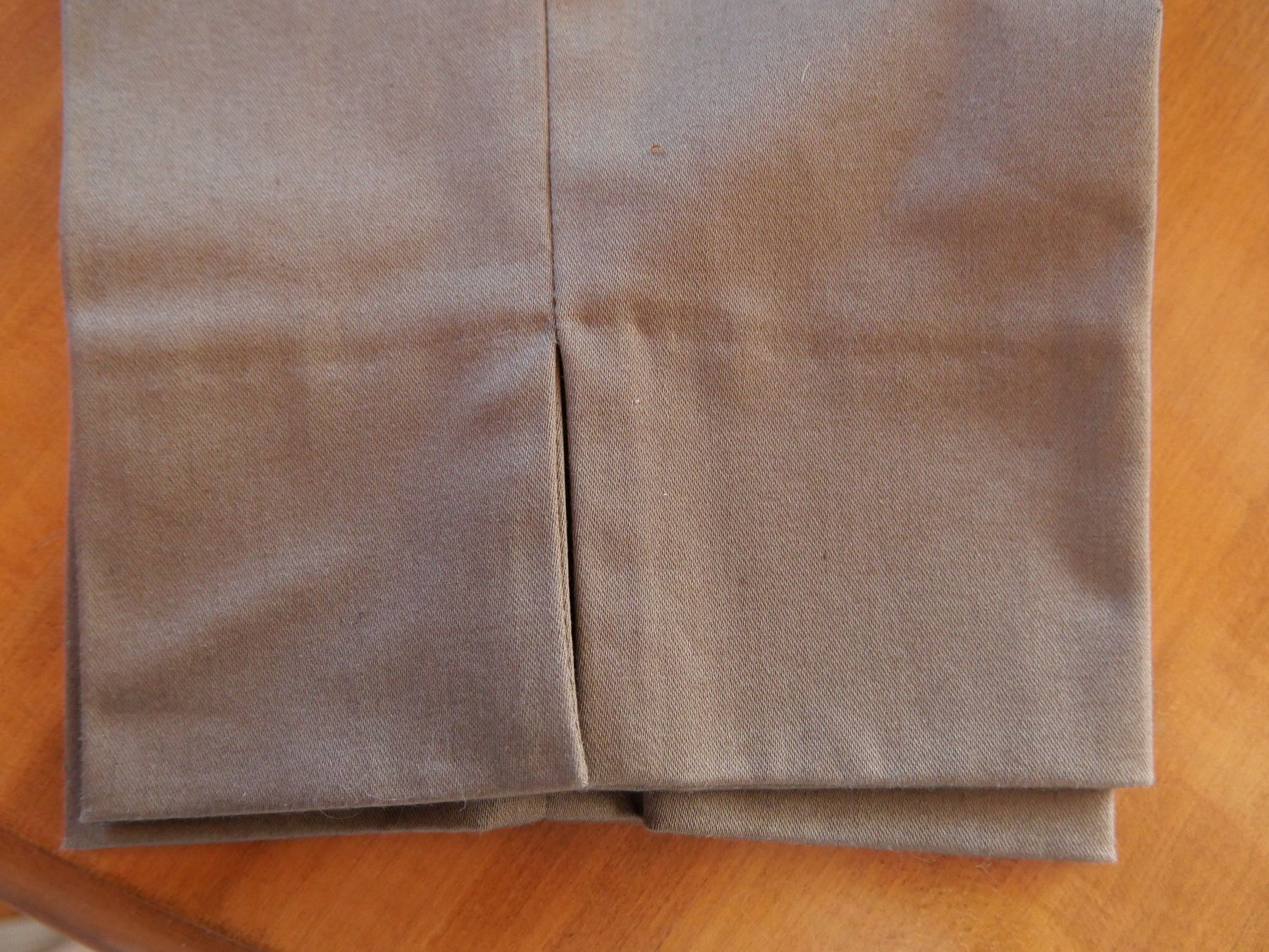 Peter Hahn Jeans: Neuf : pantalon dame coton 97% ! – Nuovo (secondo la descrizione) da Yverdon-les-Bains venduto da PeneloPe021 2