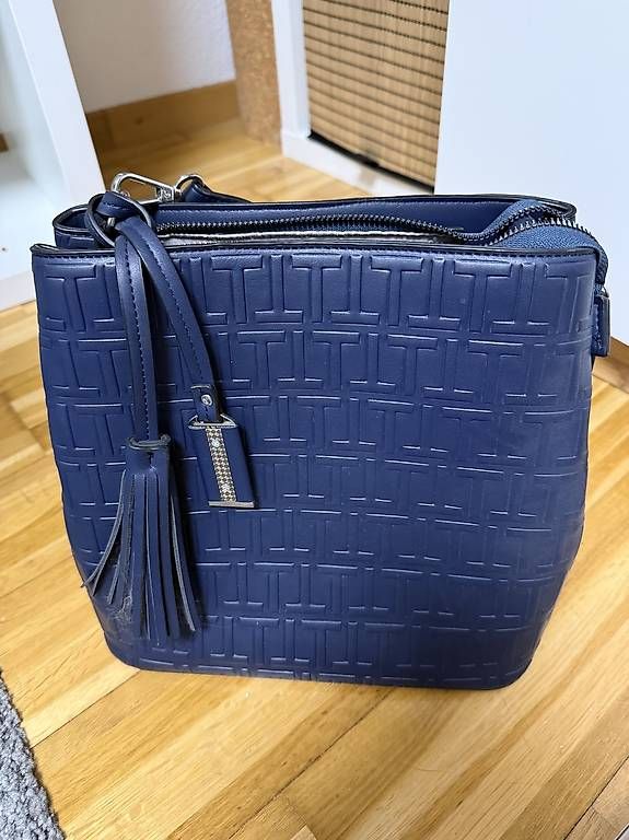 Tamaris Sacs femmes: Handtasche Tamaris – D'occasion à Siegershausen par Ardnas90