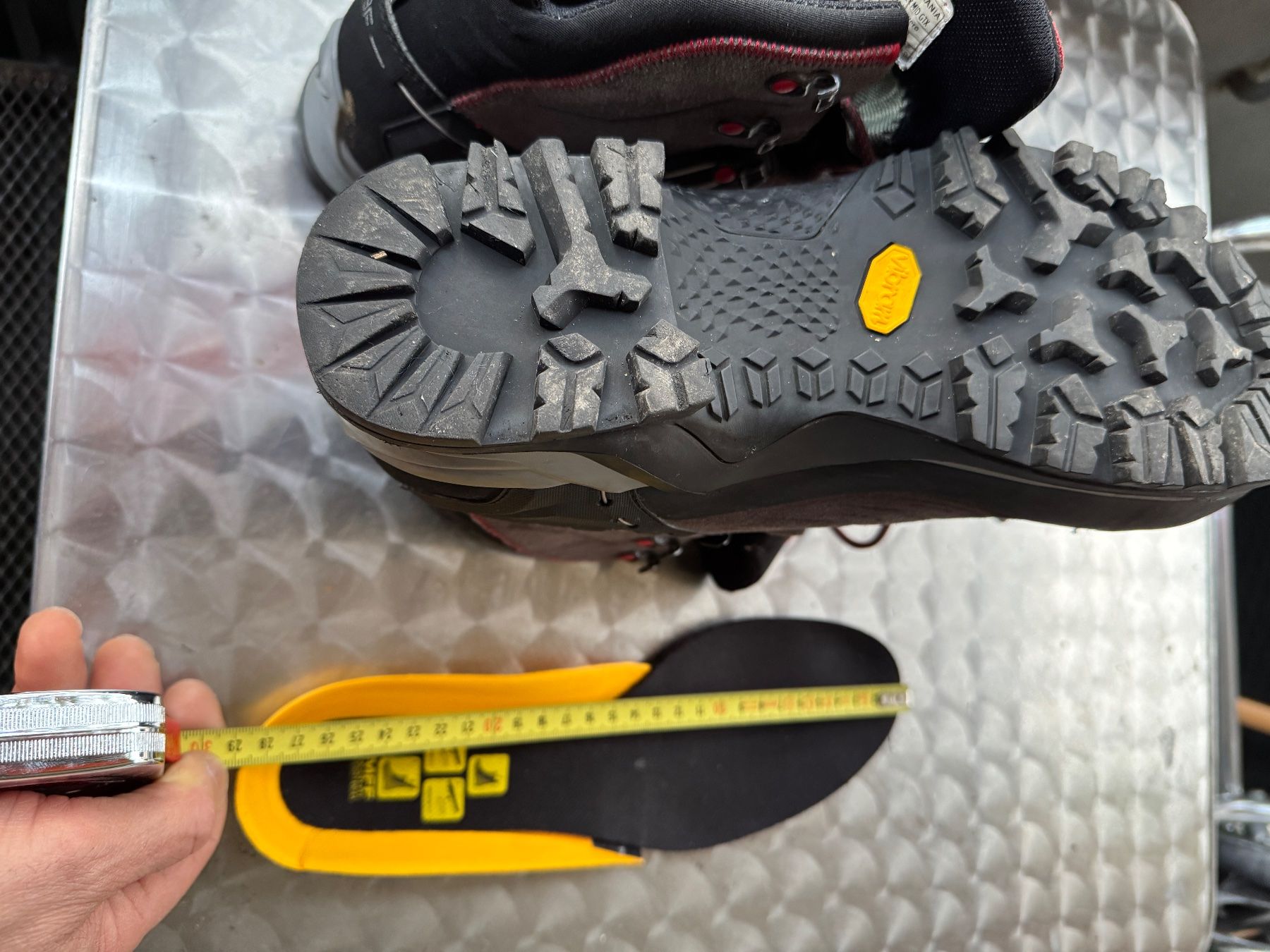 Chaussures hommes: Wanderschuhe Salevs – D'occasion à Zürich par Cibin 3