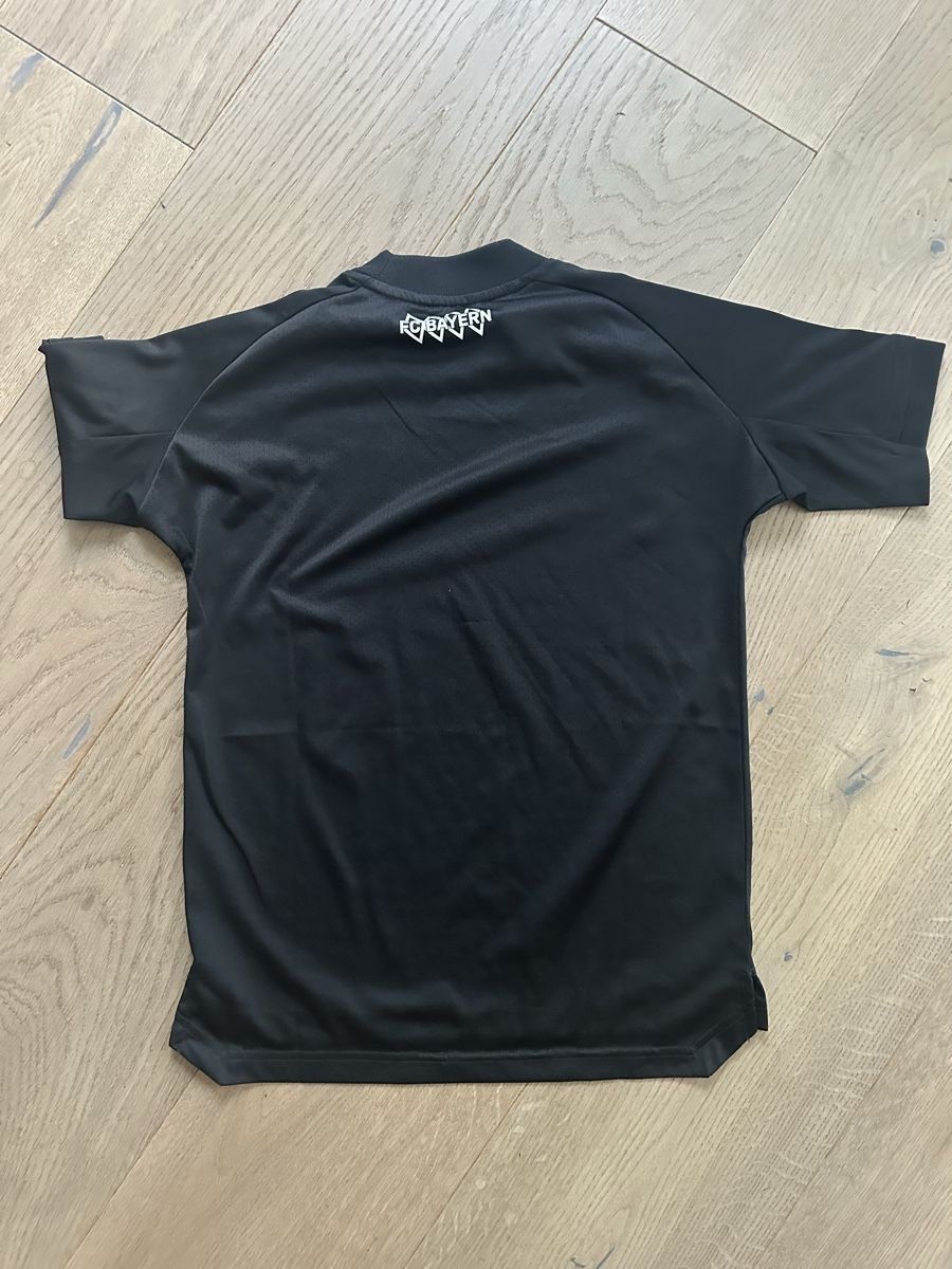 Maillots de corps & Pantalons: Trikot – D'occasion à Embrach par chr_r6sh 1