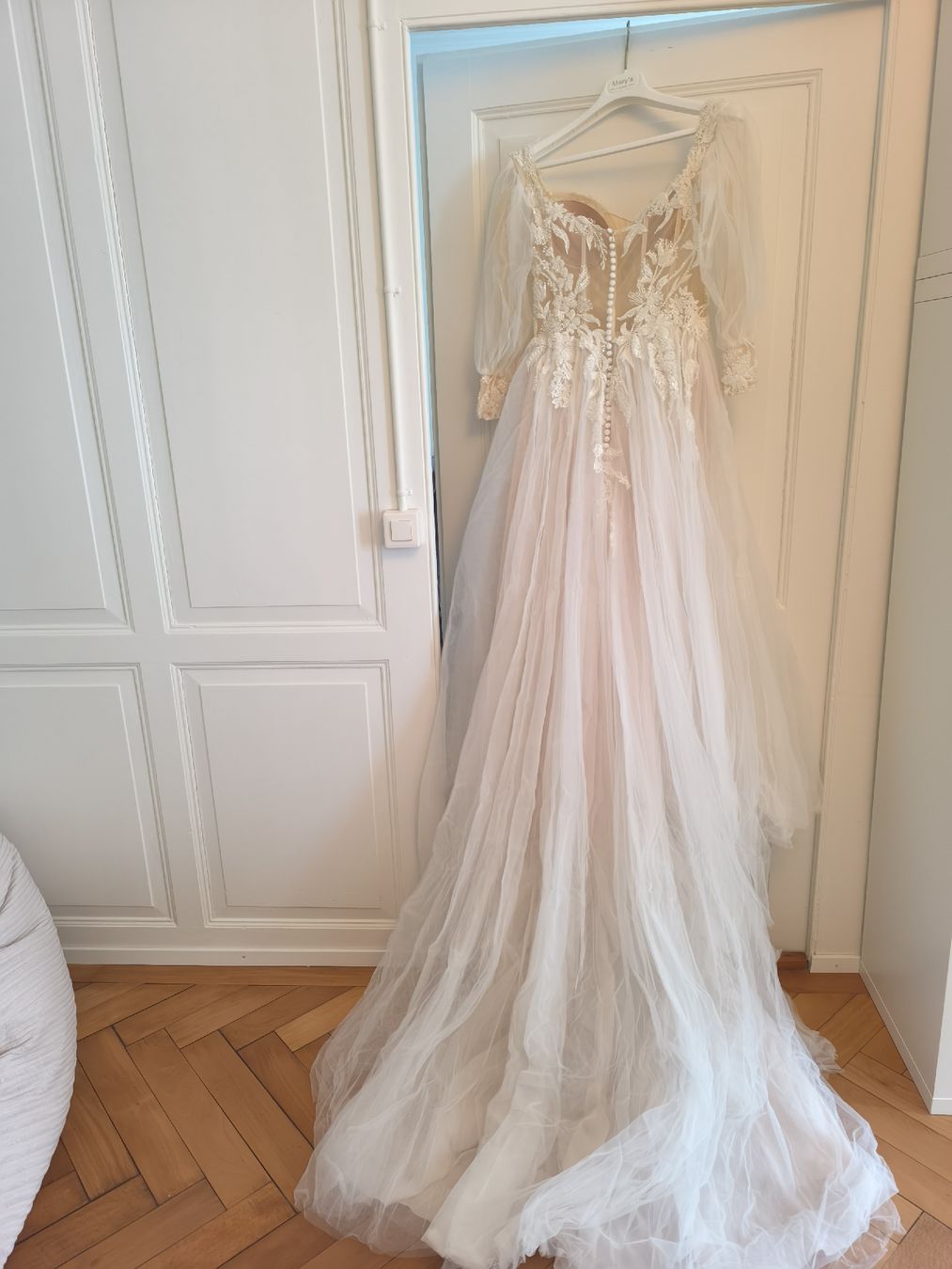 Vestiti: Traumhaftes Brautkleid mit Spitze, Grösse 38/40 – Nuovo (secondo la descrizione) da Birmenstorf AG venduto da fme_5qjr 4