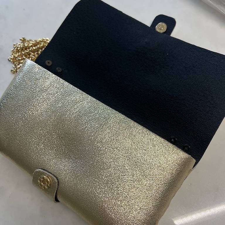 Borse da donna: Goldene Clutch – Usato da Winterthur venduto da Anjarys 2
