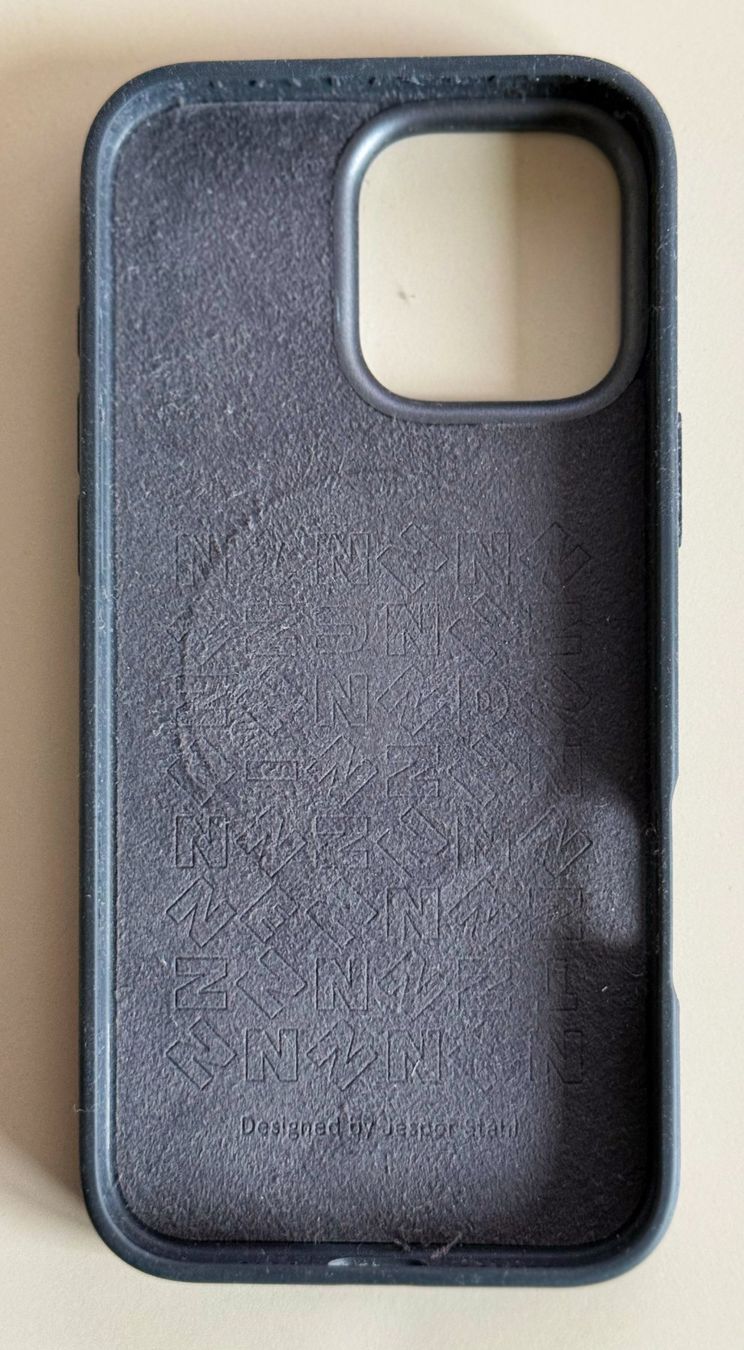 Cover & Protezioni schermo: Apple iPhone 16 Pro Max Silicone Case, grau – Usato da Uster venduto da Gartenjoker 2