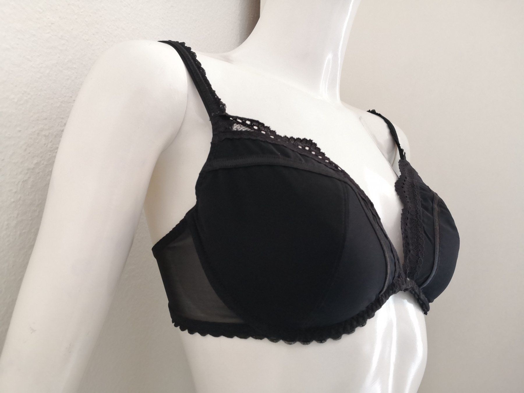 Altra biancheria intima: 🤩IMPLICITE SPITZEN BH SCHWARZ NEU – Nuovo (secondo la descrizione) da Olten venduto da Naja-Twins-Twins 2