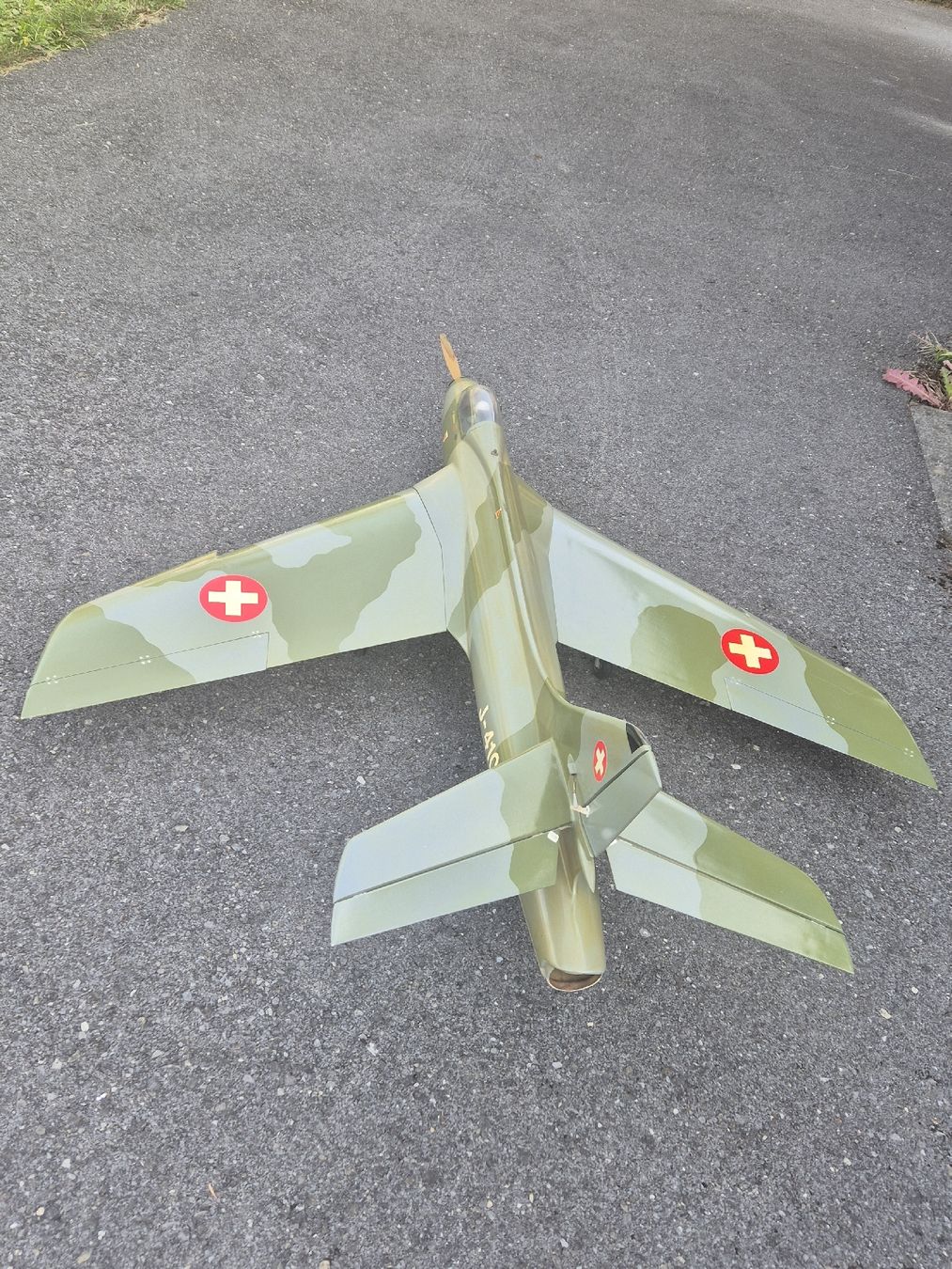 Modellismo RC: Meier Hawker Hunter MK 58 – Usato da Wattenwil venduto da hps_z6w9 3