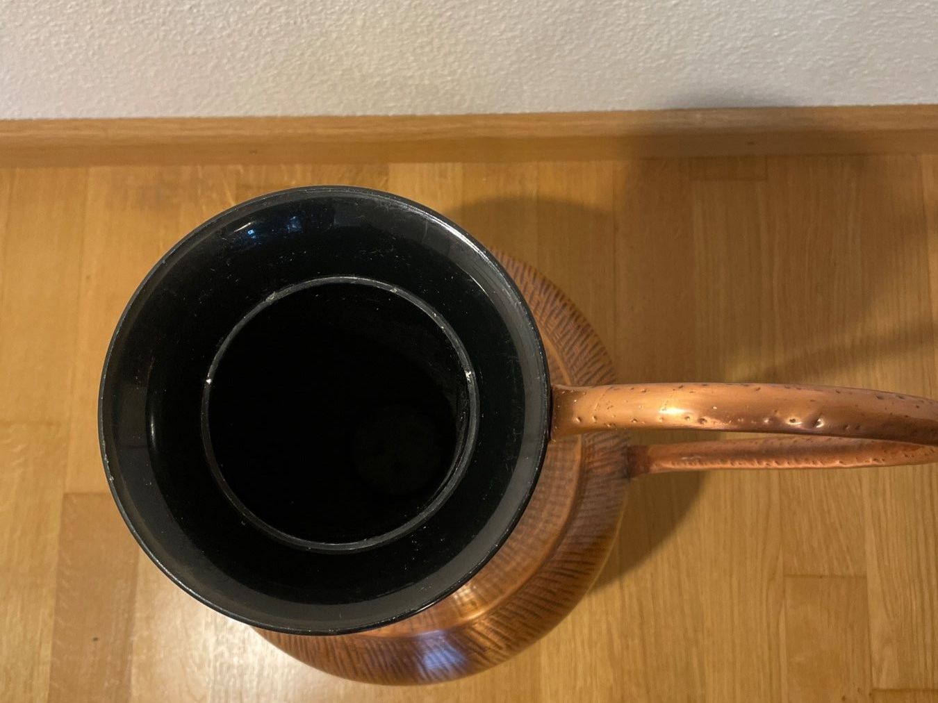 Vasi & Recipienti: Vintage Bodenvase, vermutlich aus Bronze – Usato da Basel venduto da hda_x75p 2