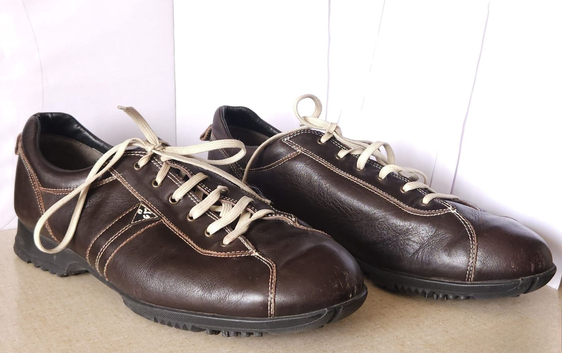 Scarpe da uomo: Walter Genuin luxuriöse Golfschuhe 42 – Usato da Andermatt venduto da NinjaTurtle