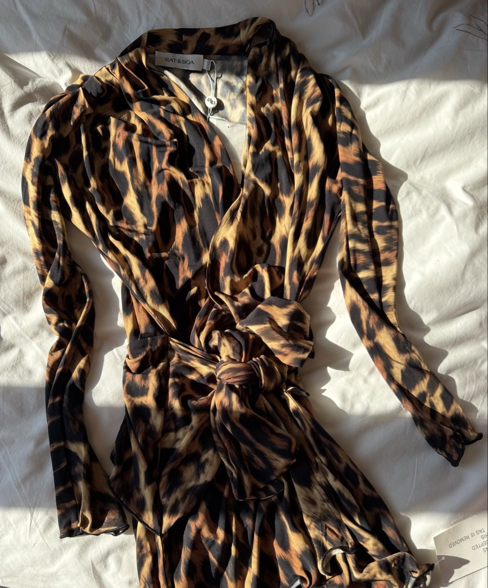 Vestiti: Rat and Boa Leopard Cheetah Mini Dress – Nuovo e nell'imballaggio originale da Aigle venduto da 029_mbn 1