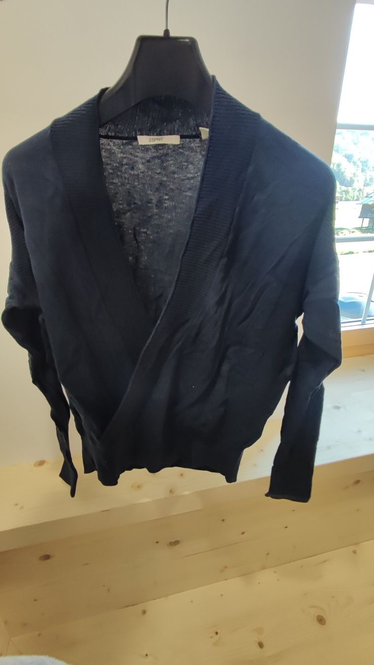 Pullover & Sweatshirts: Damen Pullover Wickeloptik dunkelblau Grösse S – Gebraucht aus Trun von sta_qg85