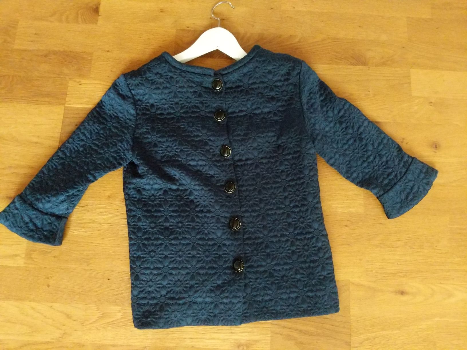 Blusen: Elegantes Oberteil Gr 36 Orla Kiely – Gebraucht aus Oberdiessbach von melvinj 1