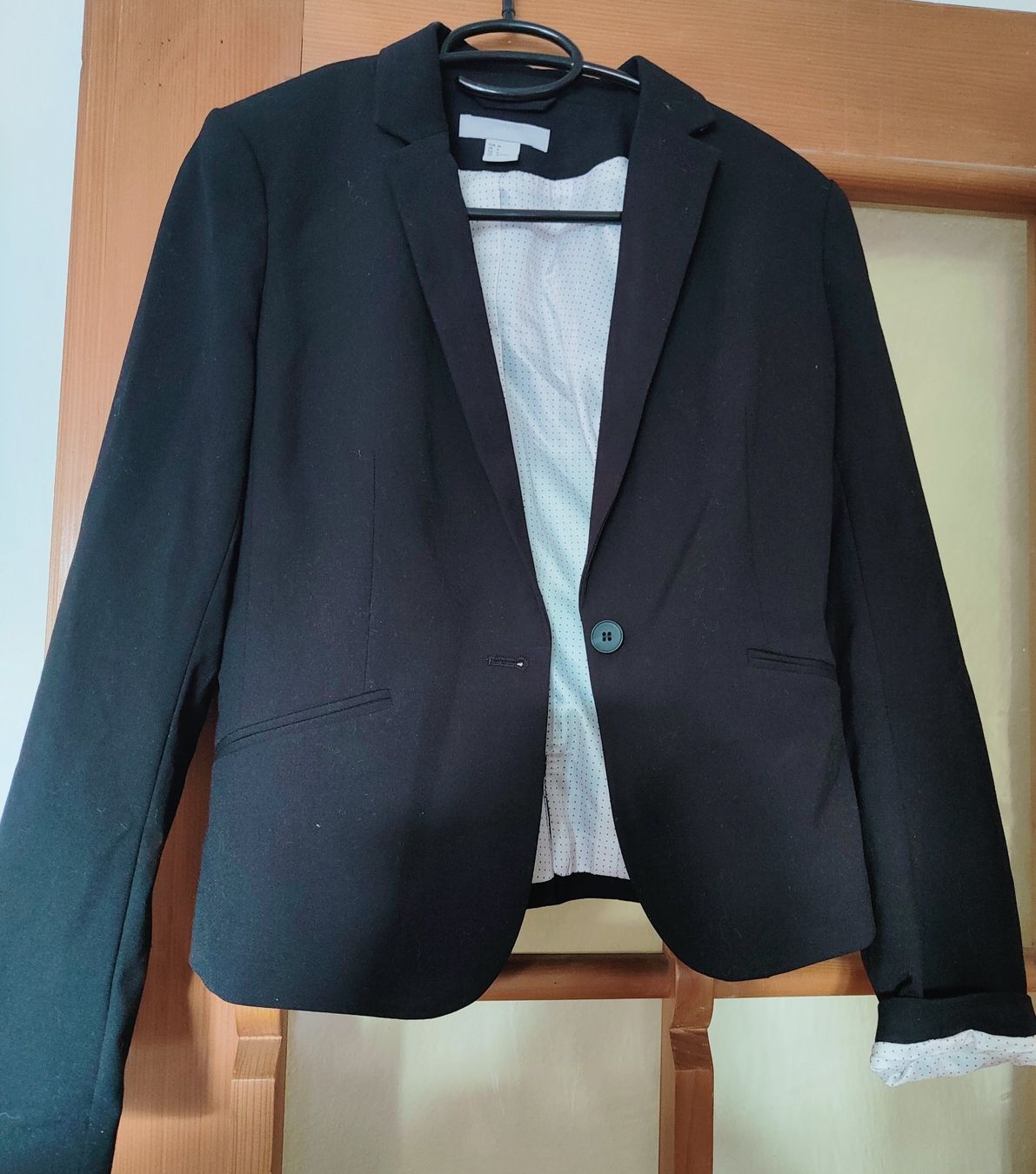 H&M Giacche: Blazer schwarz Grösse 36 – Usato da Zürich venduto da tweetys78