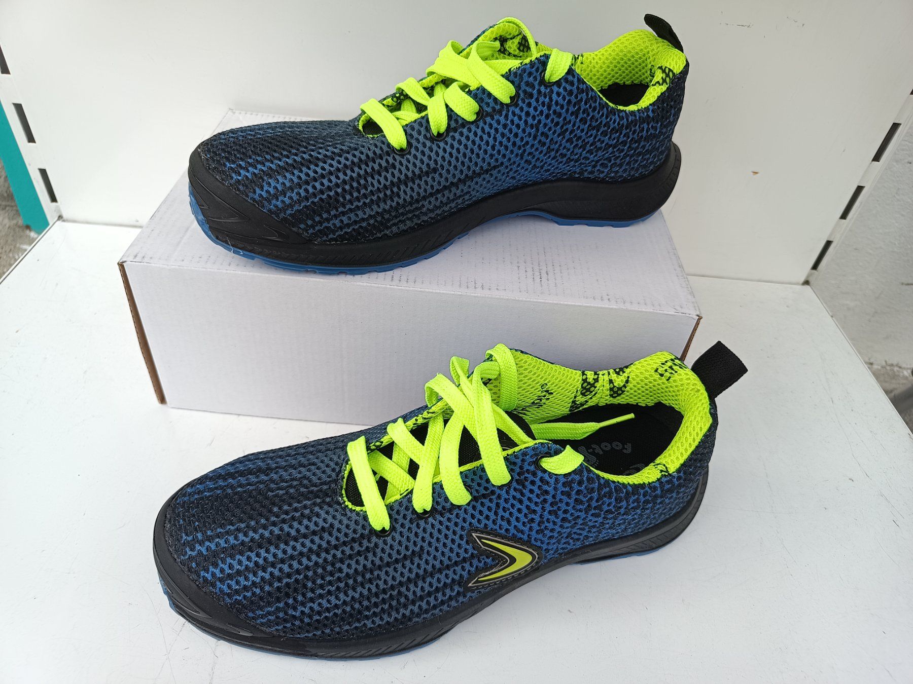 Scarpe da uomo: Cofra Sicherheitsschuhe S1P SRC 39 – Nuovo e nell'imballaggio originale da Oberegg venduto da 19franzi94 2