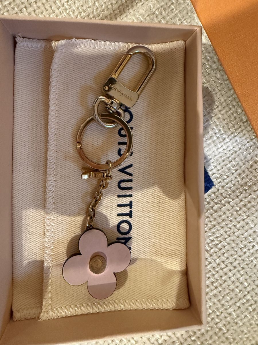 Louis Vuitton Portachiavi: Porte clefs charm Louis Vuitton – Usato da Bernex venduto da olijorge 2