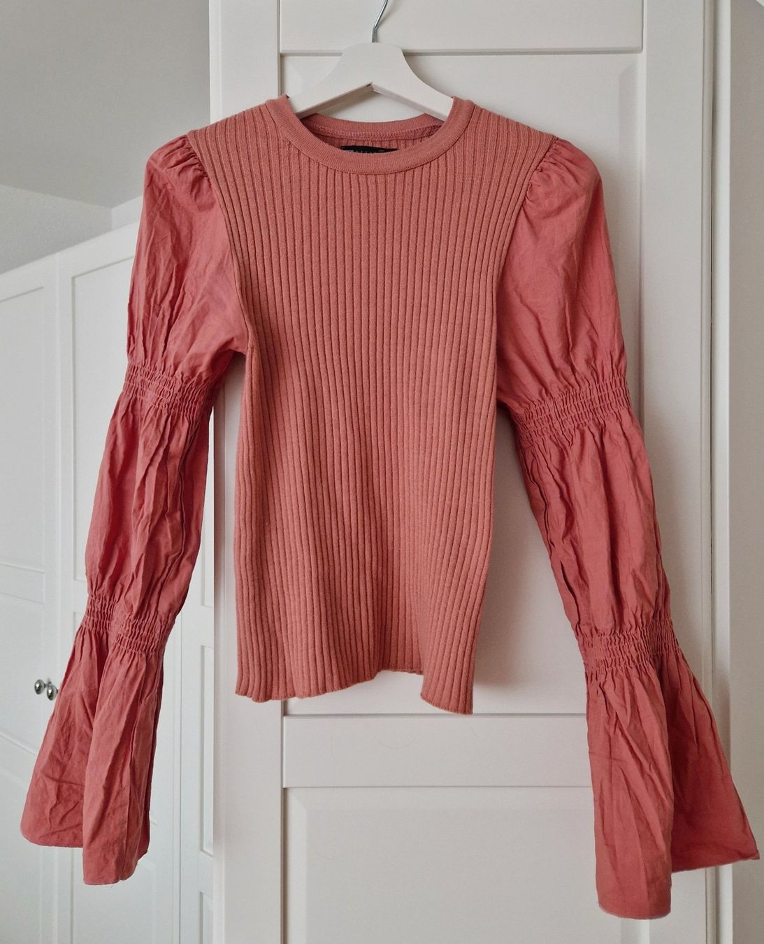 Maglioni & Felpe: Süsser Pullover, Asos Design, Gr. S – Usato da Fislisbach venduto da mgr_yy8b