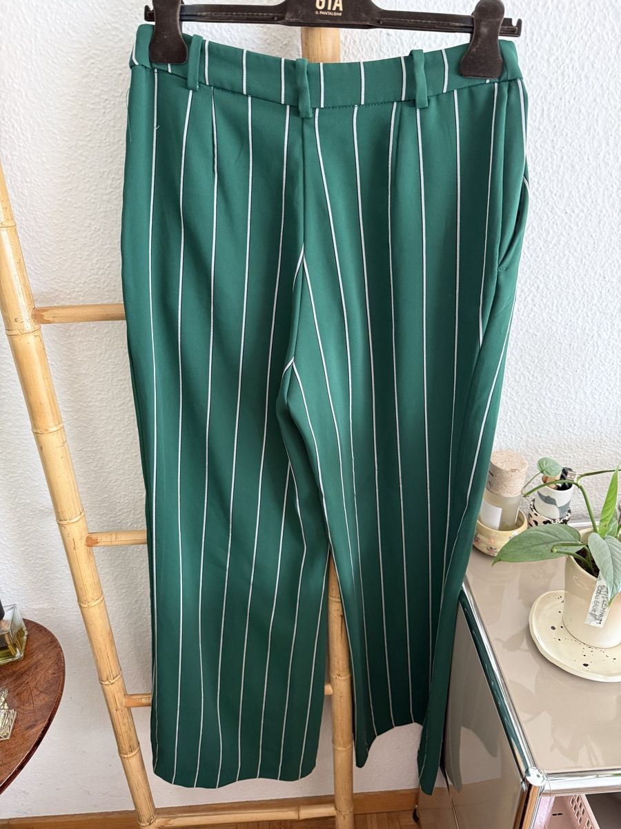 H&M Pantalons: Hose H&M Gr. 40 – D'occasion à Meilen par NHirs96 1