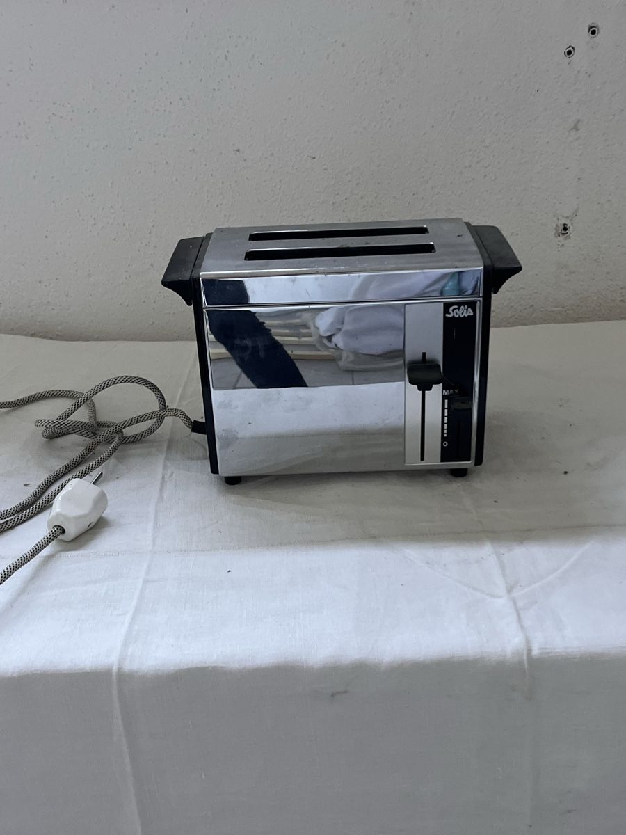 Elettrodomestici da cucina: Toaster Solis Edelstahl silber gebraucht – Usato da Emmenbrücke venduto da Stsaesch