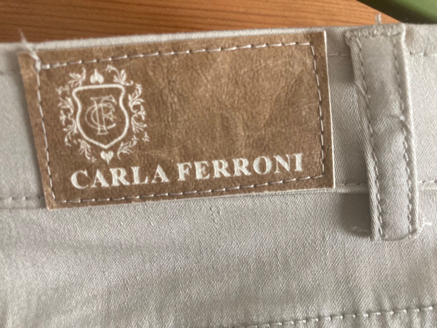 Pantaloni: Neu: 2/3 Shorts Carla Ferroni Gr. 36 – Nuovo e nell'imballaggio originale da Stetten AG venduto da Hanya 2
