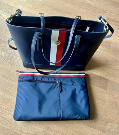 Tommy Hilfiger Damen Handtasche, dunkelblau, Top Zustand!