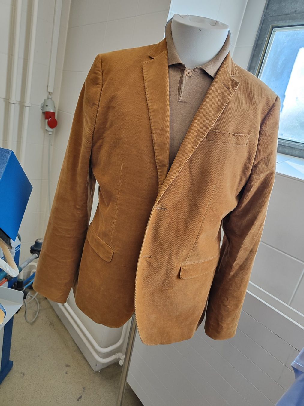 H&M Vestes: Herren Cord Blazer GR 54 – D'occasion à Langnau am Albis par Judithsebi 6