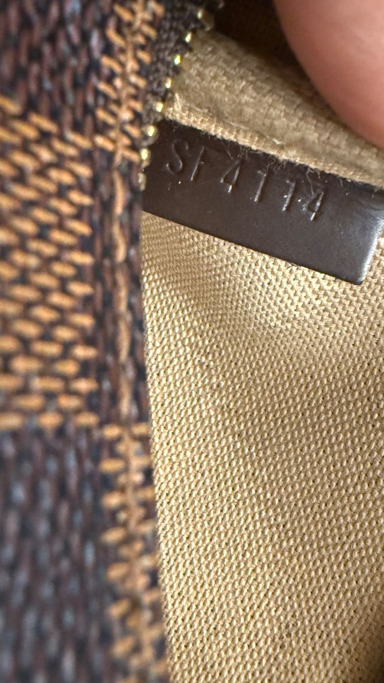 Louis Vuitton Borse da donna: Louis Vuitton Mini Pochette – Usato da Lachen SZ venduto da HelvetiaLuxury 7