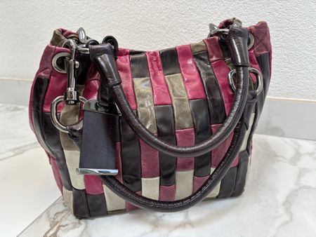 Außergewöhnliche Ledertasche von Abro