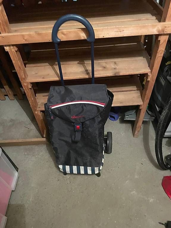 Autres articles pour la maison: Einkaufswagen gemäss Bilder  – D'occasion à Bern par ber_9gk6 3