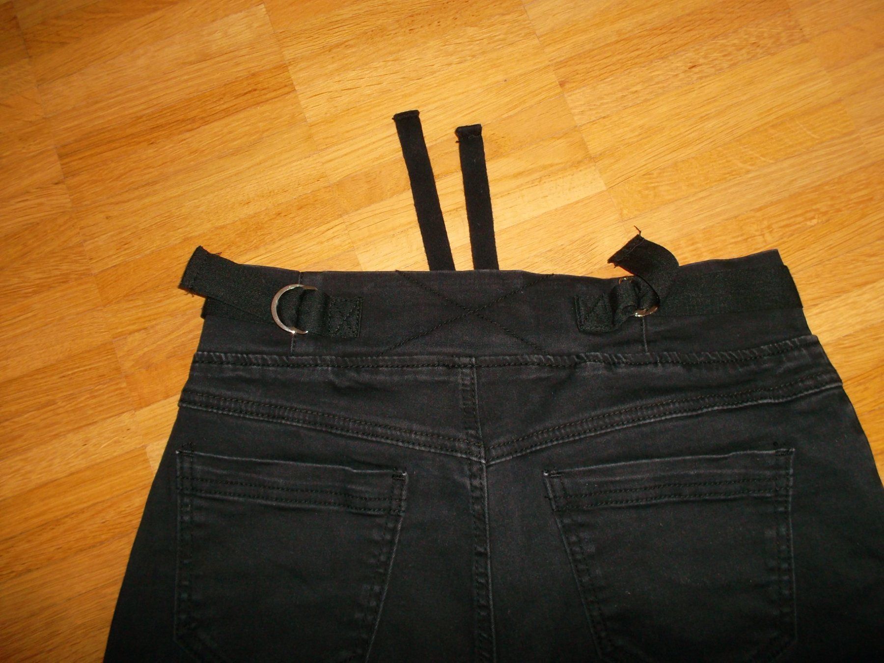 Pantaloni: HOSE SCHWARZ GR. 36/S – Nuovo (secondo la descrizione) da Zofingen venduto da Felpa 1