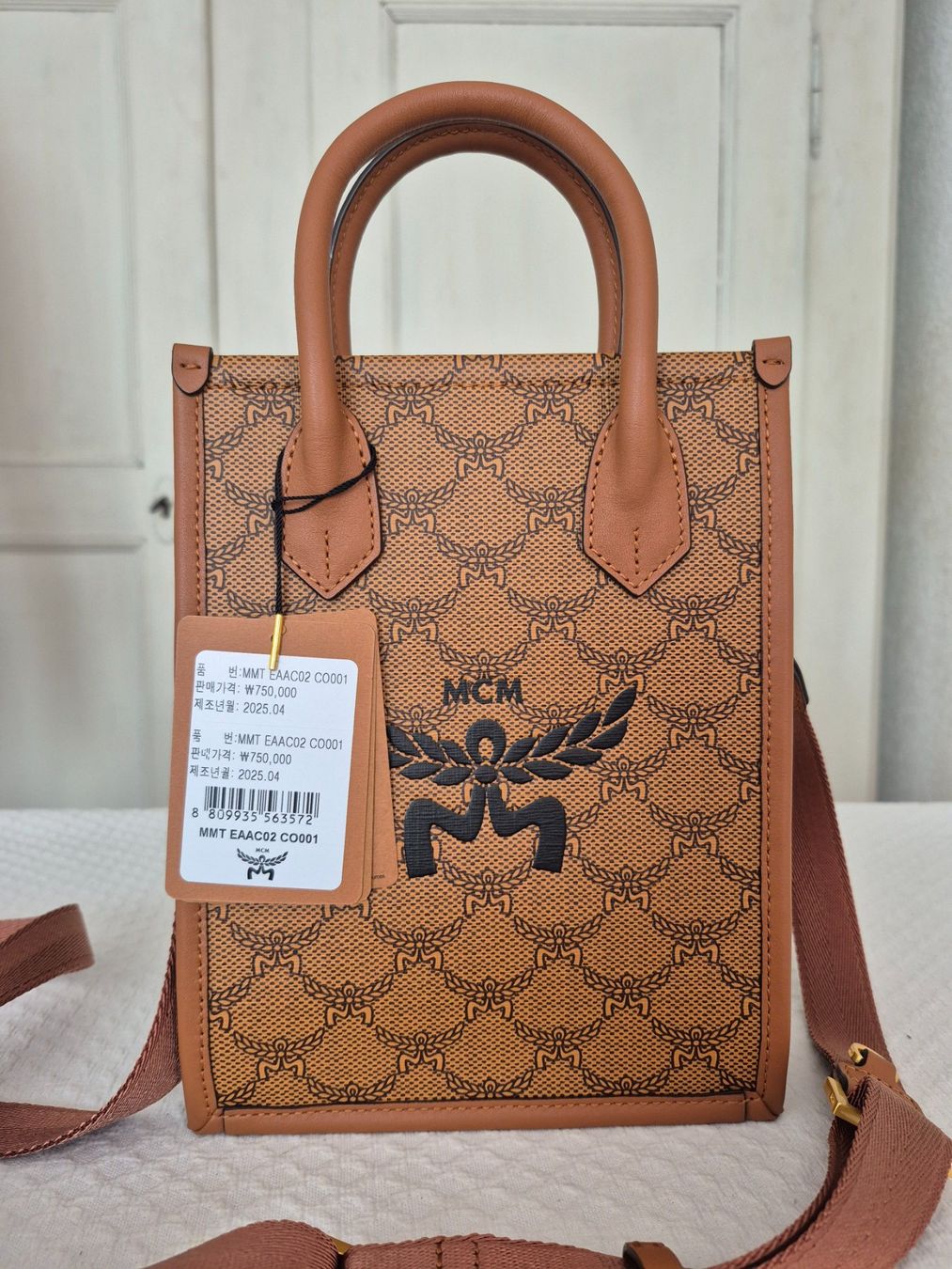 Mcm Borse da donna: Neue MCM Mini Shopping Bag – Nuovo (secondo la descrizione) da Dottikon venduto da Pega7