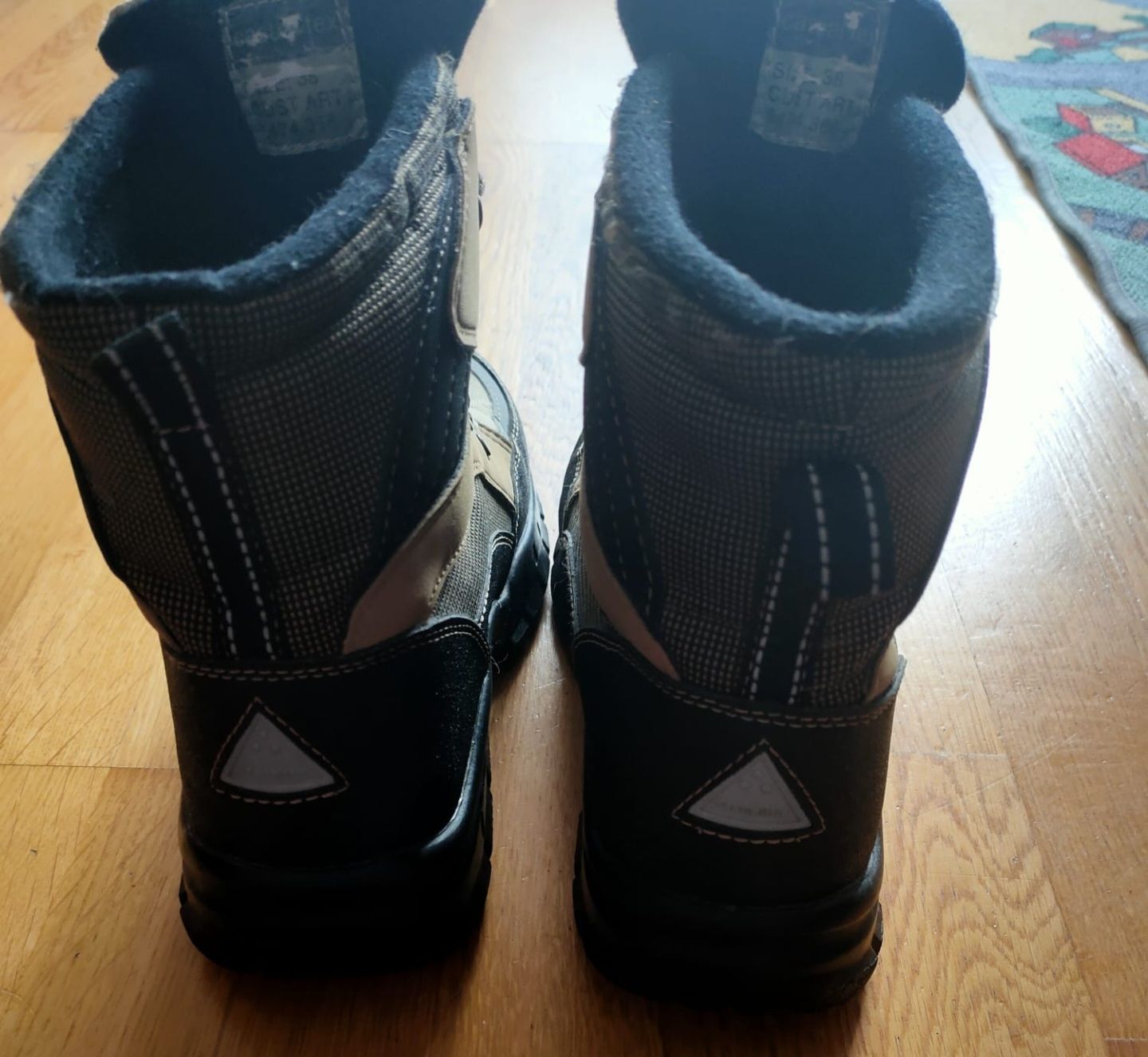 Scarpe da uomo: Stiefel Gr. 38 – Usato da Luzern venduto da Luzern_Energy 3