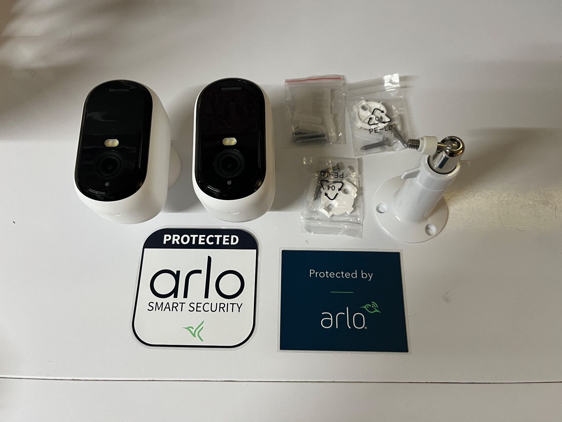 Arlo Webcams: Arlo Essential 2 2K Outdoor Camera 2er Set – Gebraucht aus Schleinikon von ste707