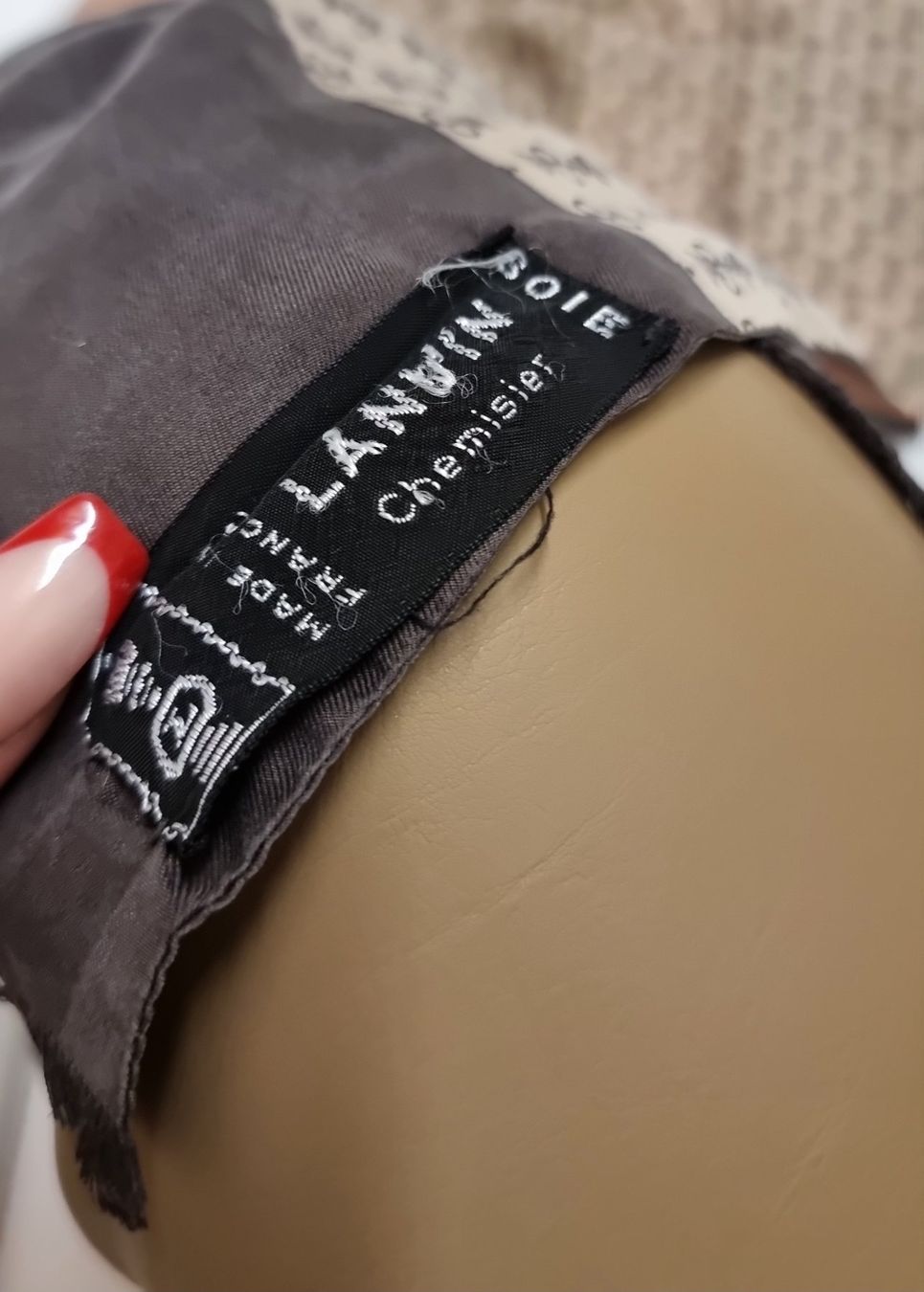 Lanvin Foulards, Tücher & Schals: Wunderschöner Vintage Seidenschal, LANVIN – Gebraucht aus Wald ZH von CapLux 5