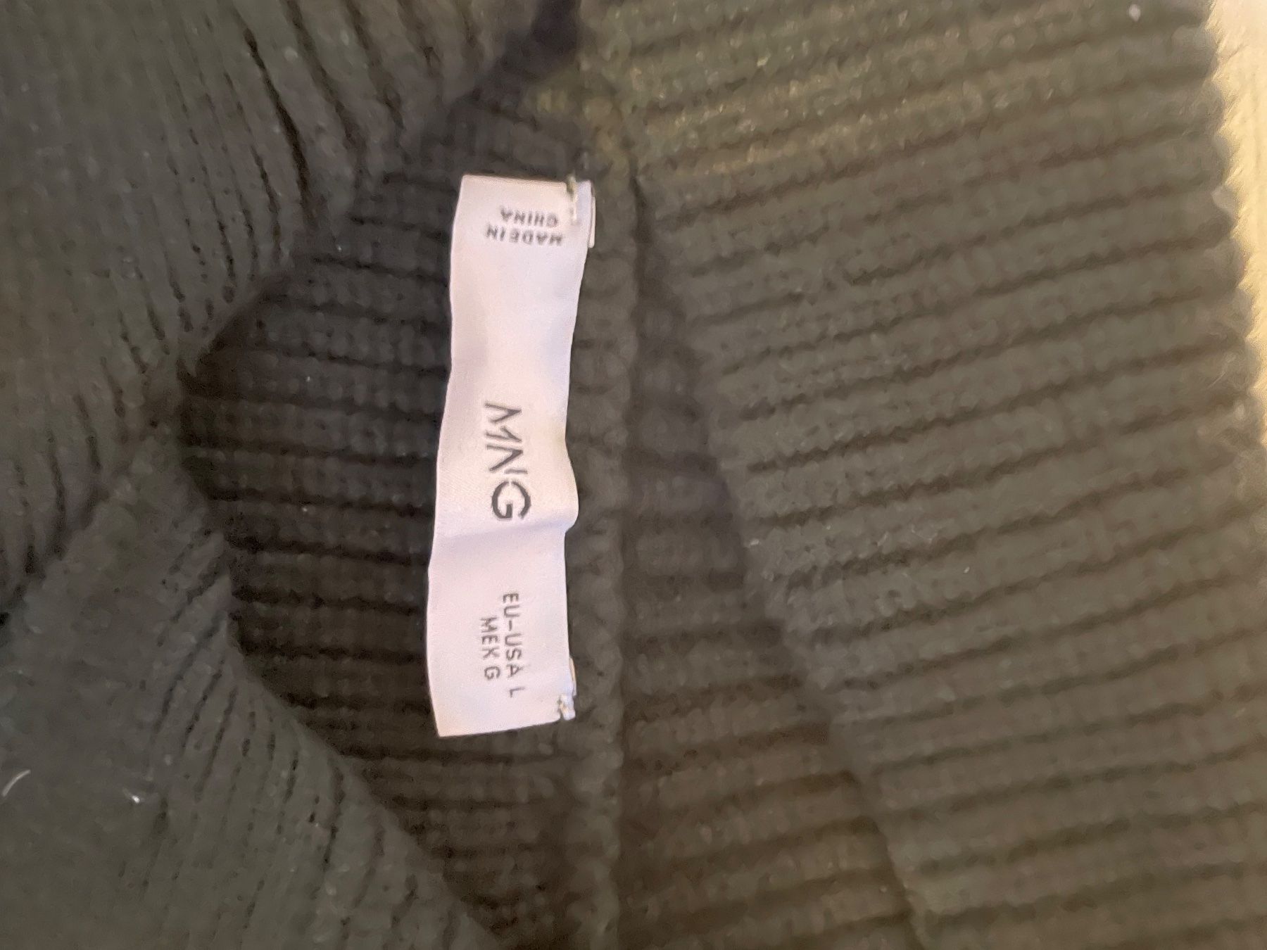 Mango Maglioni & Felpe: Dunkelgrüner Pullover von Mango – Usato da Zürich venduto da Babettepaula 1