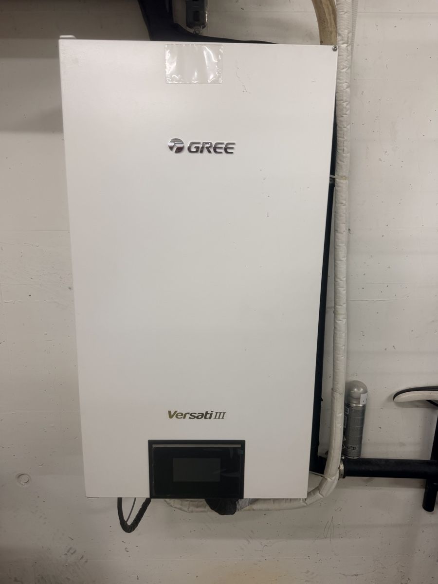 Heizgeräte: Wärmepumpe  – Gebraucht aus Oberarth von hus_r8h9