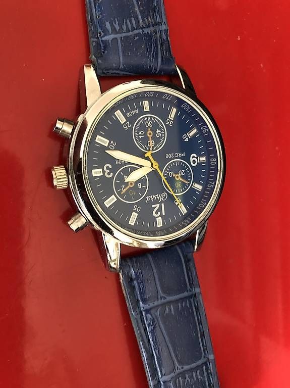 Uhren: Armband-Uhr blue – Gebraucht aus Villnachern von Jam_Music 1