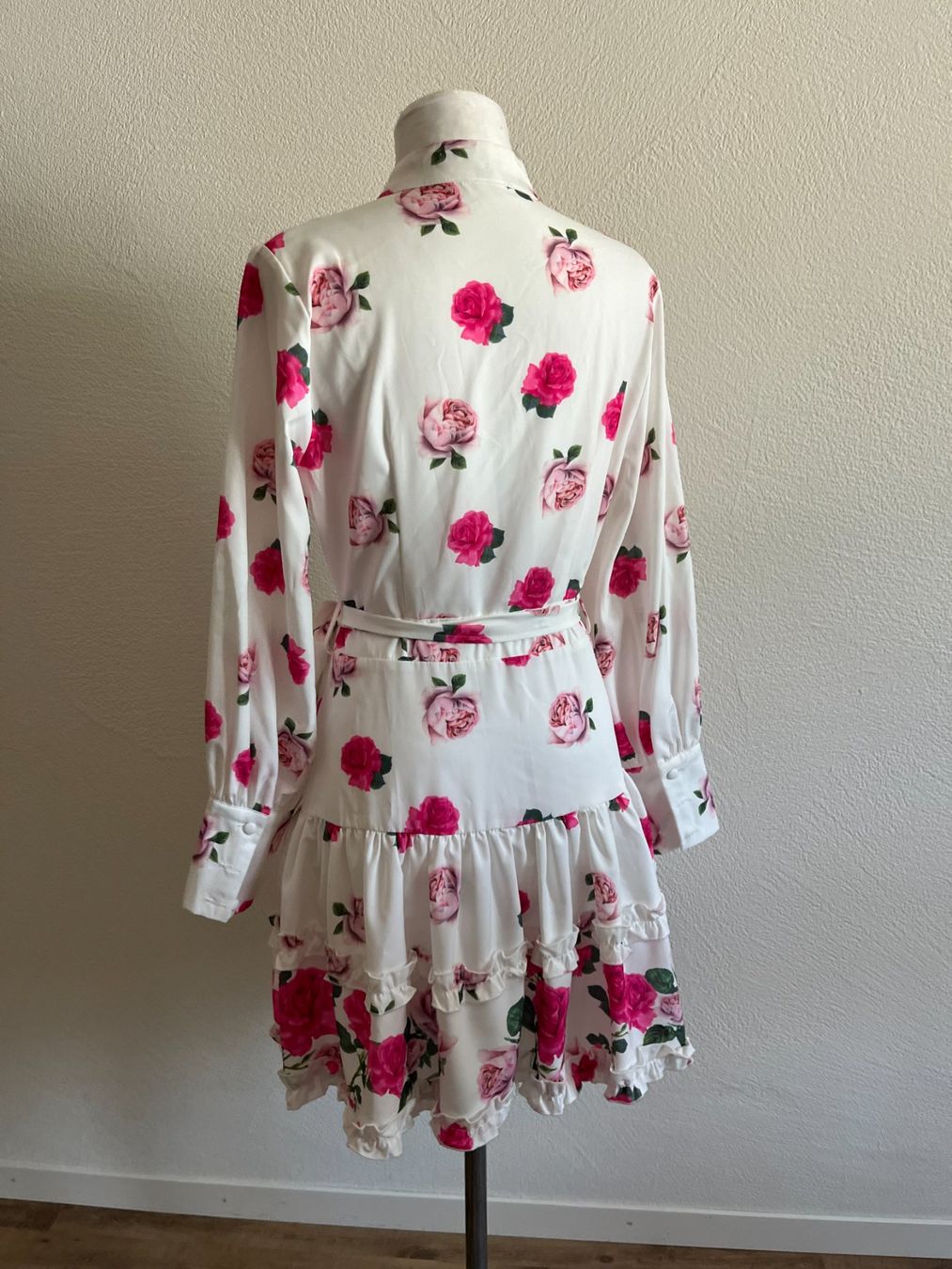 Kleider: Kleid, Gr. M, NP 89.- – Neu (gemäss Beschreibung) aus Interlaken von Jasmin_Flower 3