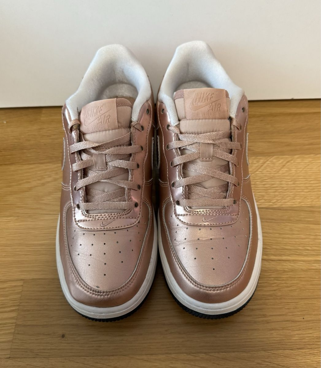 Nike Scarpe da donna: Nike Air Force 1 Gr.38,5 – Usato da Herisau venduto da Seyashop1 2