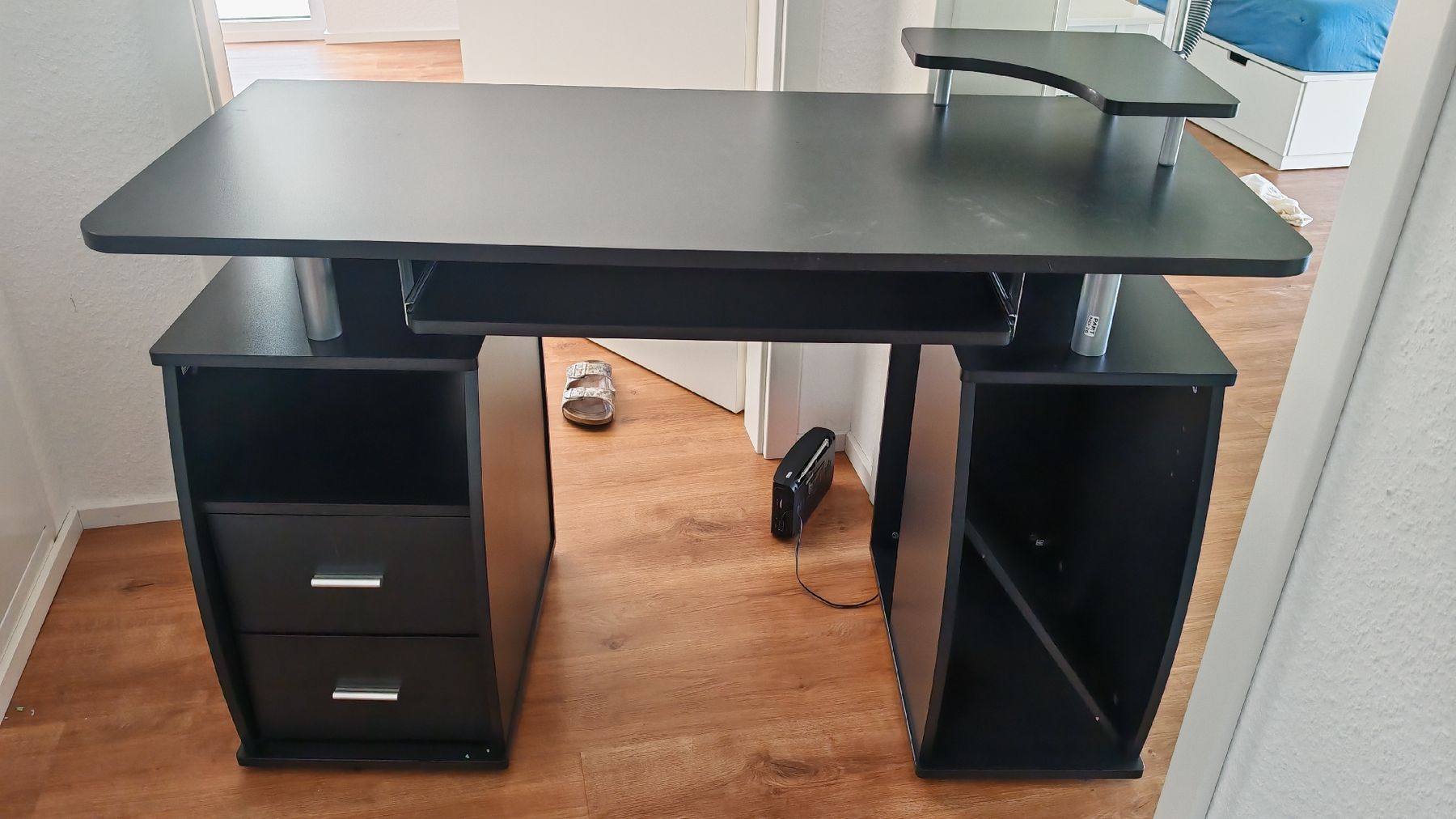 Schreibtische: Bürotisch  – Gebraucht aus Bilten von Schnelli0 2