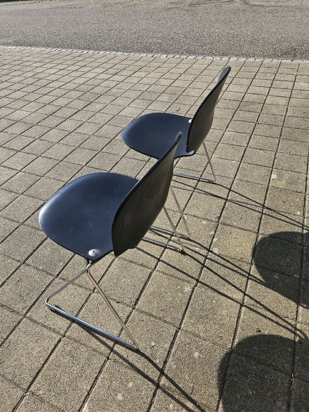 Fritz Hansen Stühle: Fritz Hansen Stühle 2 Stk, schwarz, Designklassiker – Gebraucht aus Brittnau von Lexmark77 4