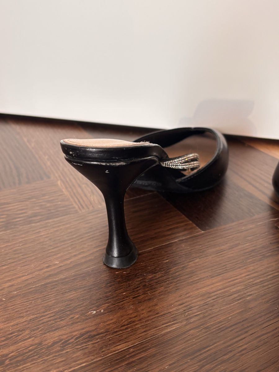 Damenschuhe: 🖤 Black slingback heels – Gebraucht aus Zürich von gia_h8kg 3