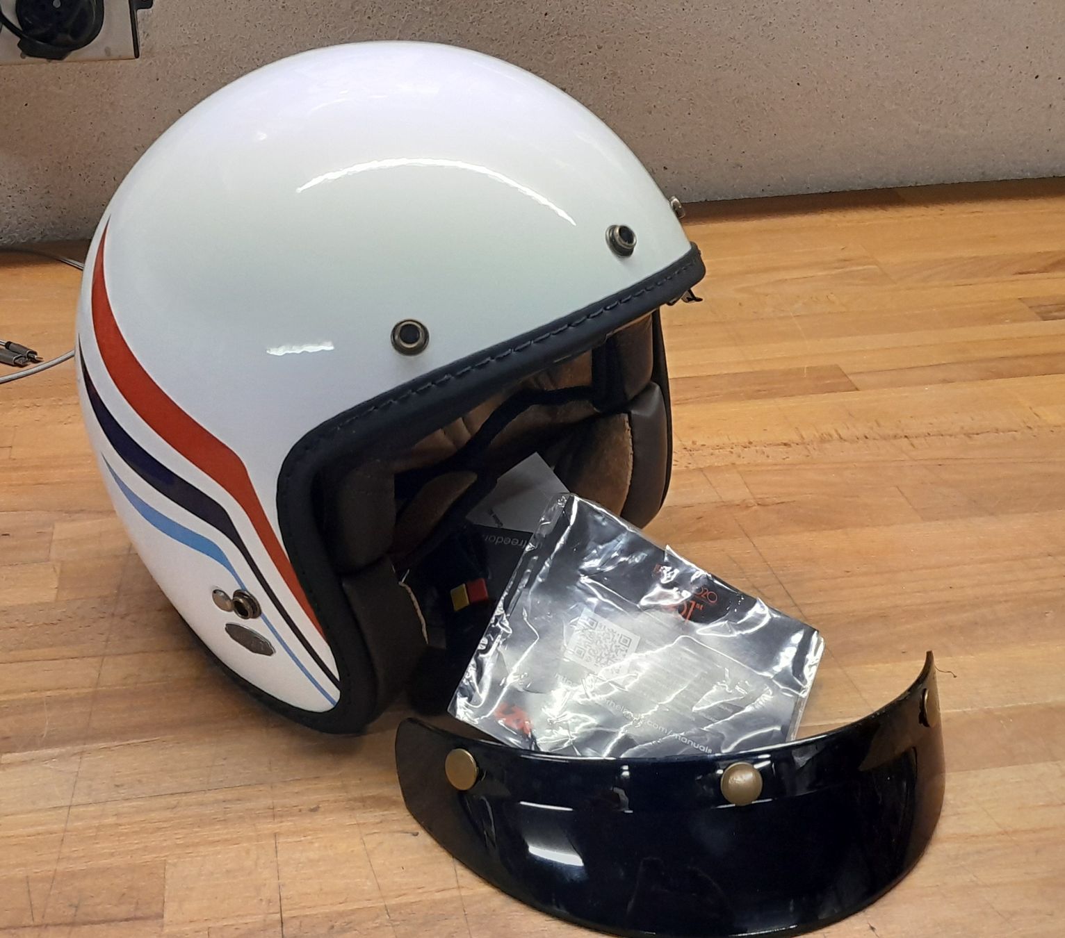 Caschi & visiere: Lazer Mambo Evo XL Jethelm – Nuovo e nell'imballaggio originale da Möriken AG venduto da Topfuel7
