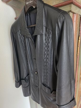 Elegante Echtlederjacke, Grösse 40, Top Zustand