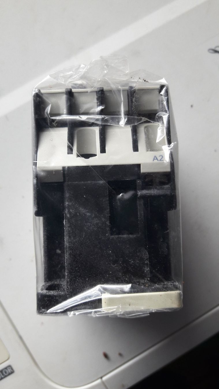 Schneider Componenti elettronici: Hilfsschütz ca2 dn40p7 40e – Nuovo e nell'imballaggio originale da Laufen venduto da Mann455 4