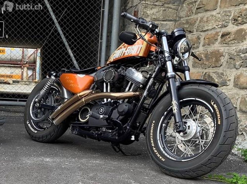 Moto bobber store harley davidson