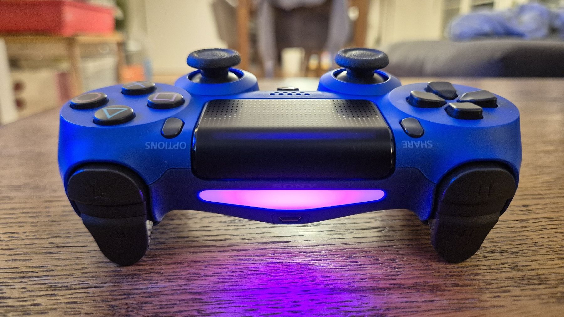 Sony Controller: Original Sony PS4 DualShock 4 V2 Controller Blau – Gebraucht aus Au SG von KonsoleWerk 1