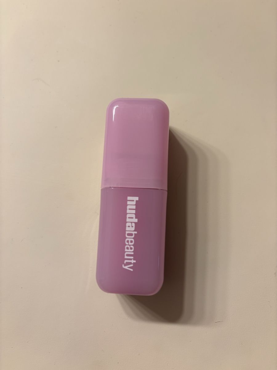 Huda Beauty Make-up: Huda beauty, blush filter in ube cream  – Gebraucht aus zürich von minji