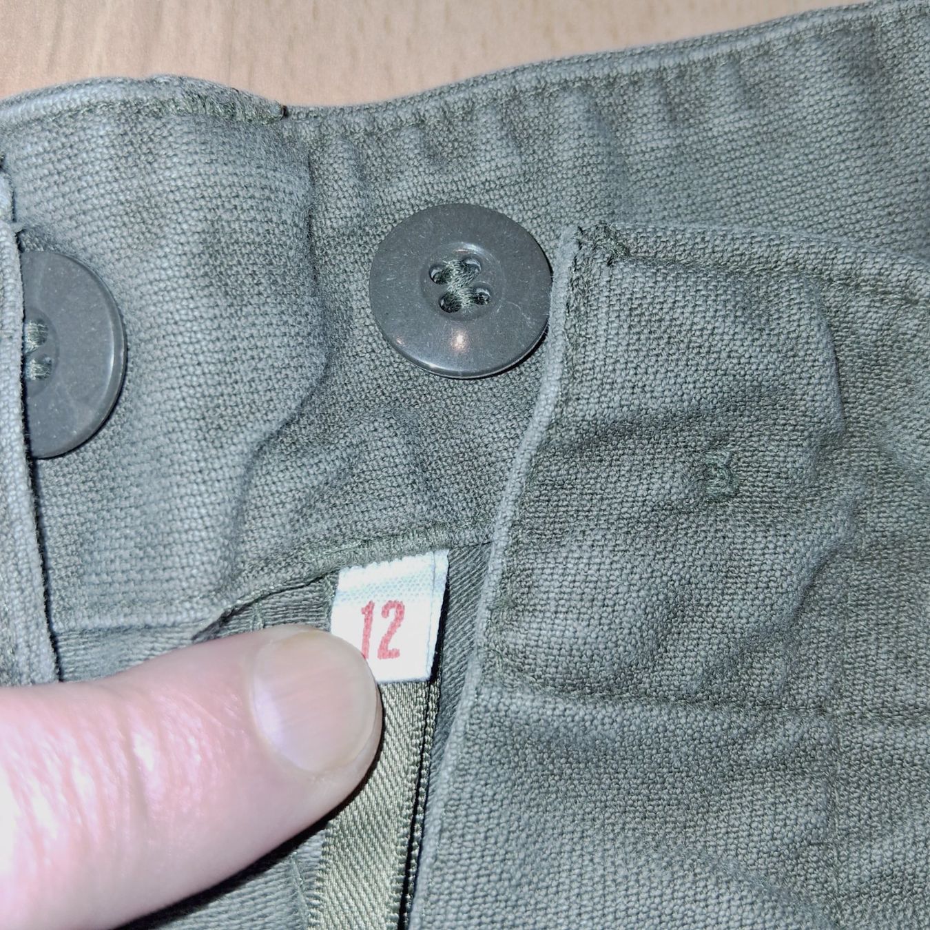 Pantaloni: Cargohose grün/grau, Grösse 52 – Usato da Rüegsauschachen venduto da al3415 3