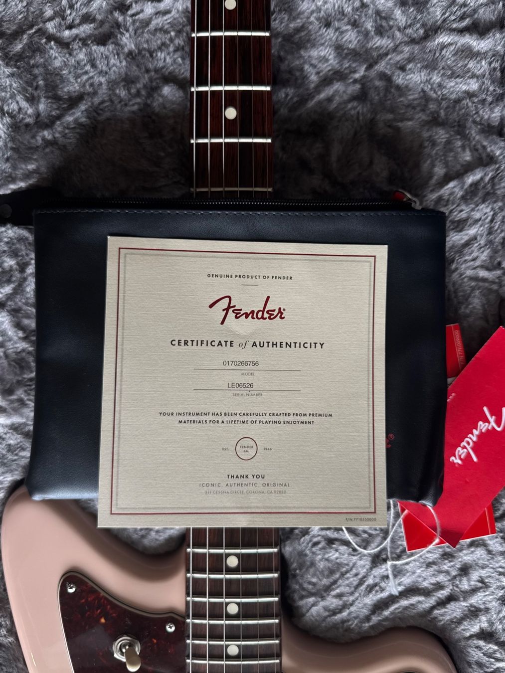 Fender Instruments de musique: Fender American Professional Jazzmaster Shell Pink LTD – Neuf (Voir description) à Origlio par sto_2pxf 5