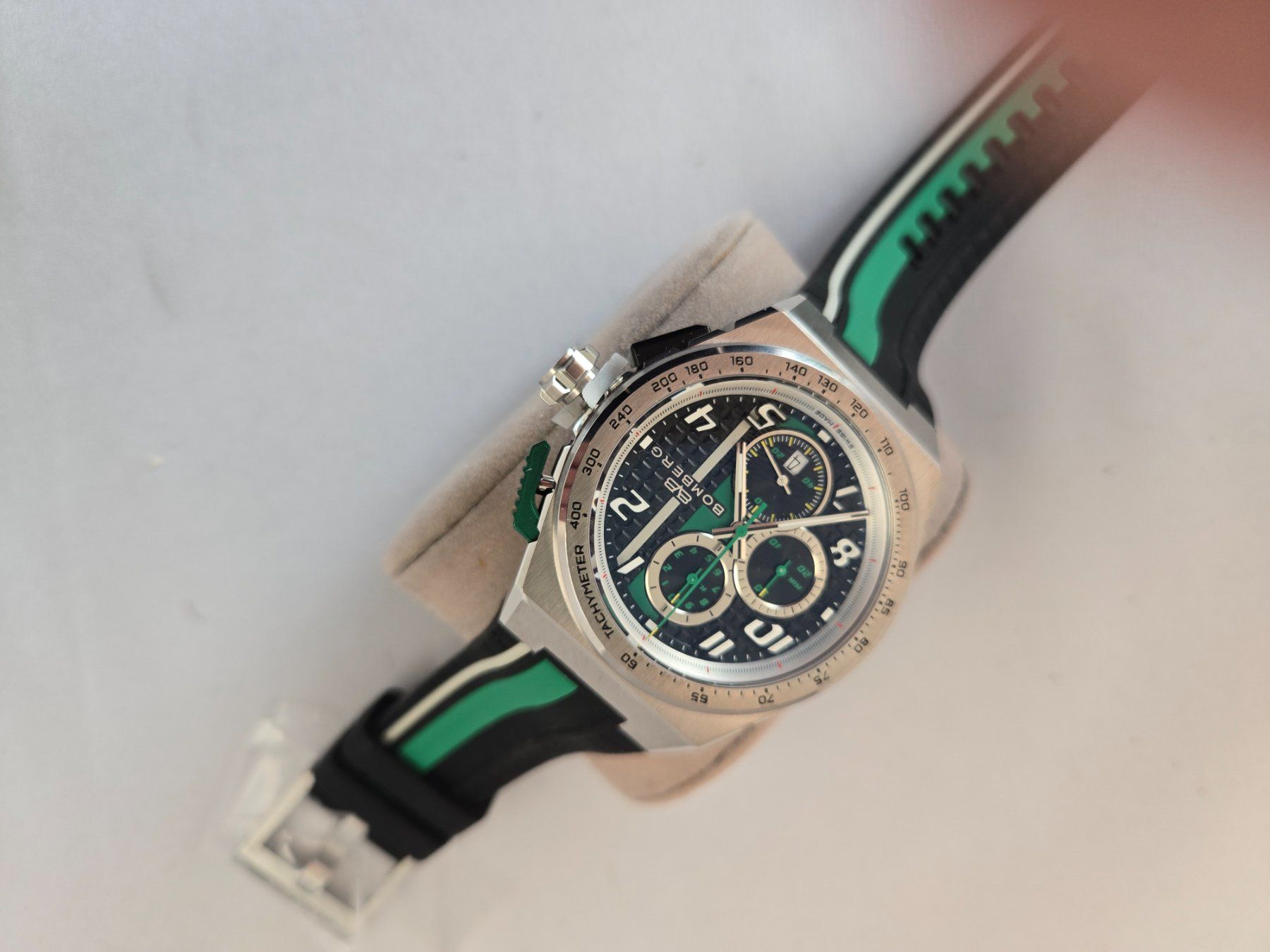 Bomberg Orologi: Bomberg Apex Chrono GB – Nuovo (secondo la descrizione) da Chabrey venduto da Horology 8