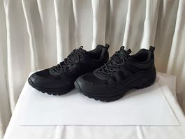 Gr. 42 - Bench. Sneaker, Neu