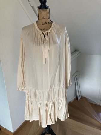 Kleid der Marke Rabens Saloner, gr M, neu
